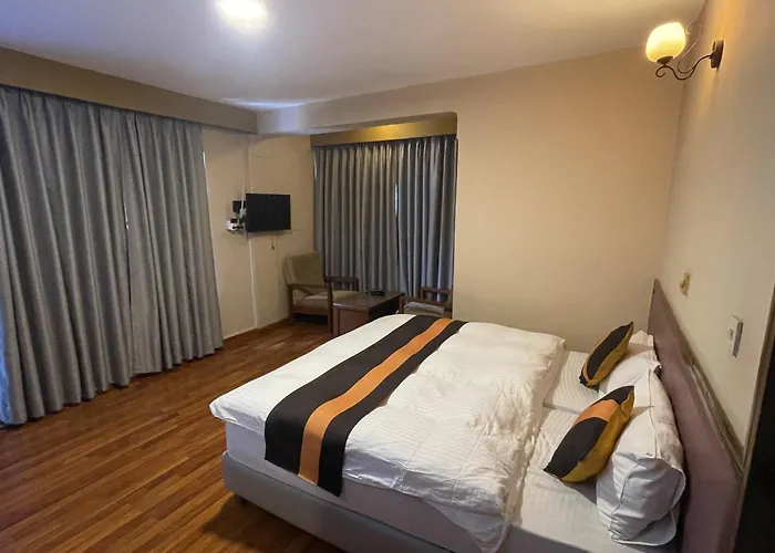 Hotel Khumbila 3*
